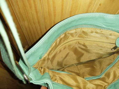 Cartera verde menta